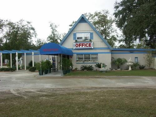 Deerwood Inn & Madison Campground Екстер'єр фото